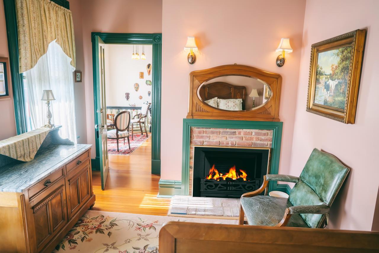 Hummingbird Inn イーストン エクステリア 写真